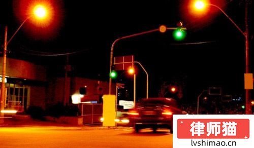 2024年未礼让行人撞人怎么判？(图1)